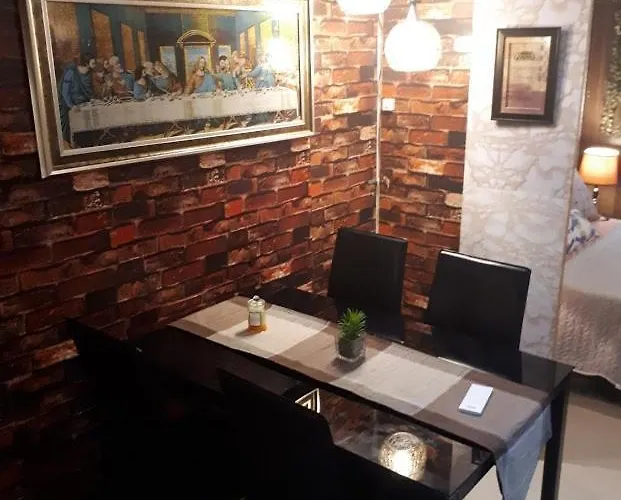 Hostel Deca Homes Unit Bldg 17 At Tipolo, Mandaue City *